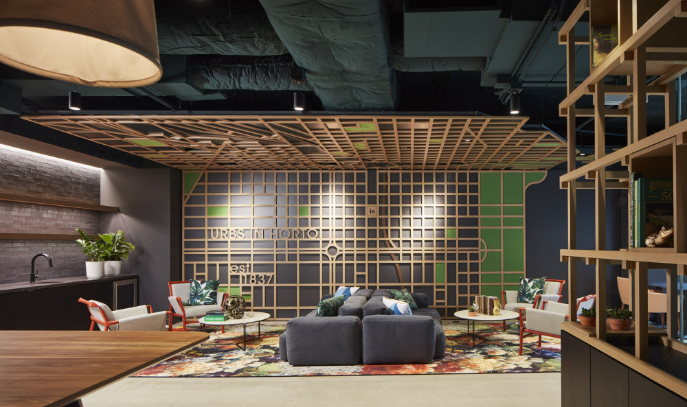 HIPCH Linked In Expansion Tom Harris 01